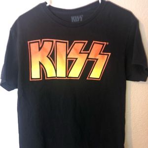 Black Kiss T-shirt
